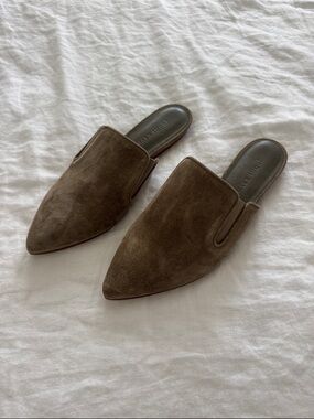 Jenni Kayne Suede Pointed Mule in Olive Green